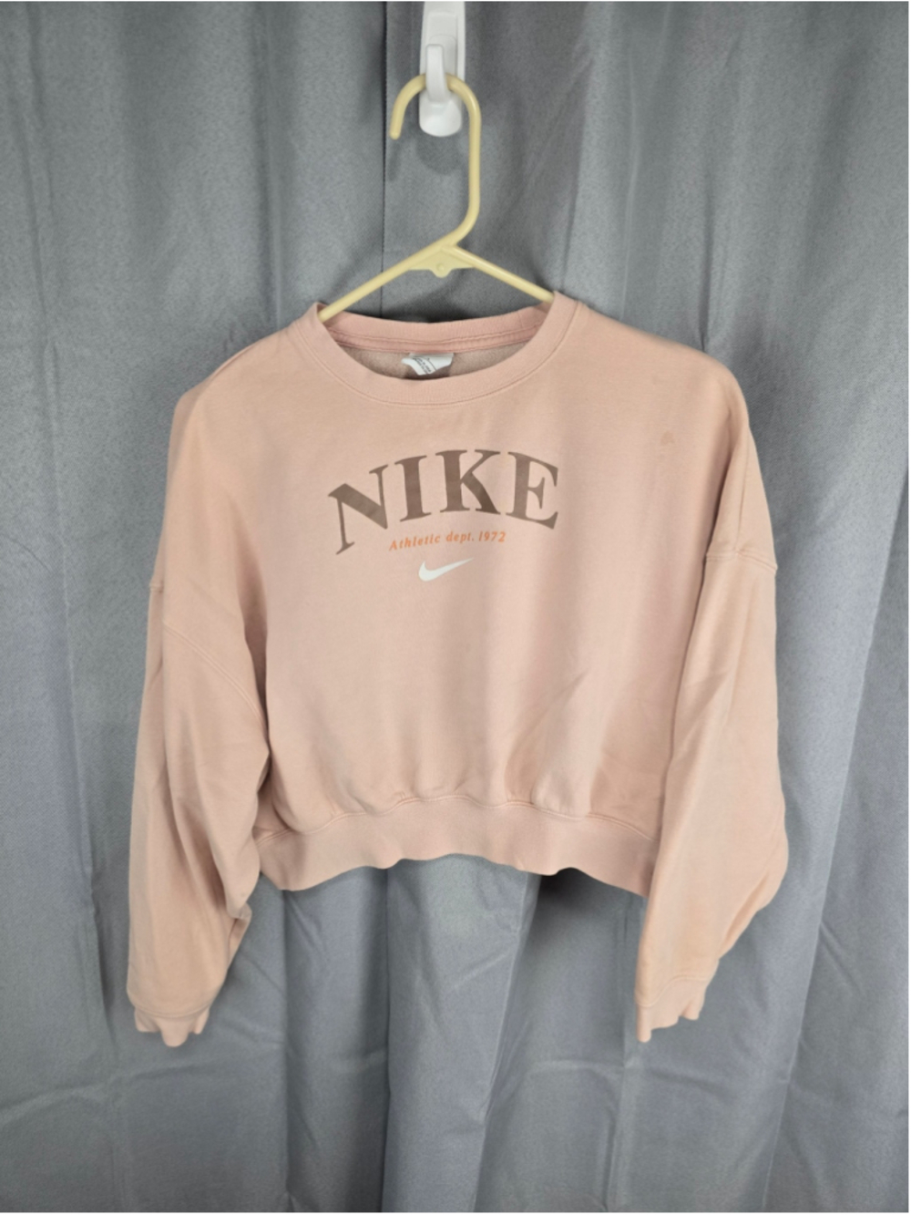 Women's Nike Graphic Cropped Sweatshirt Pink Brown Size L